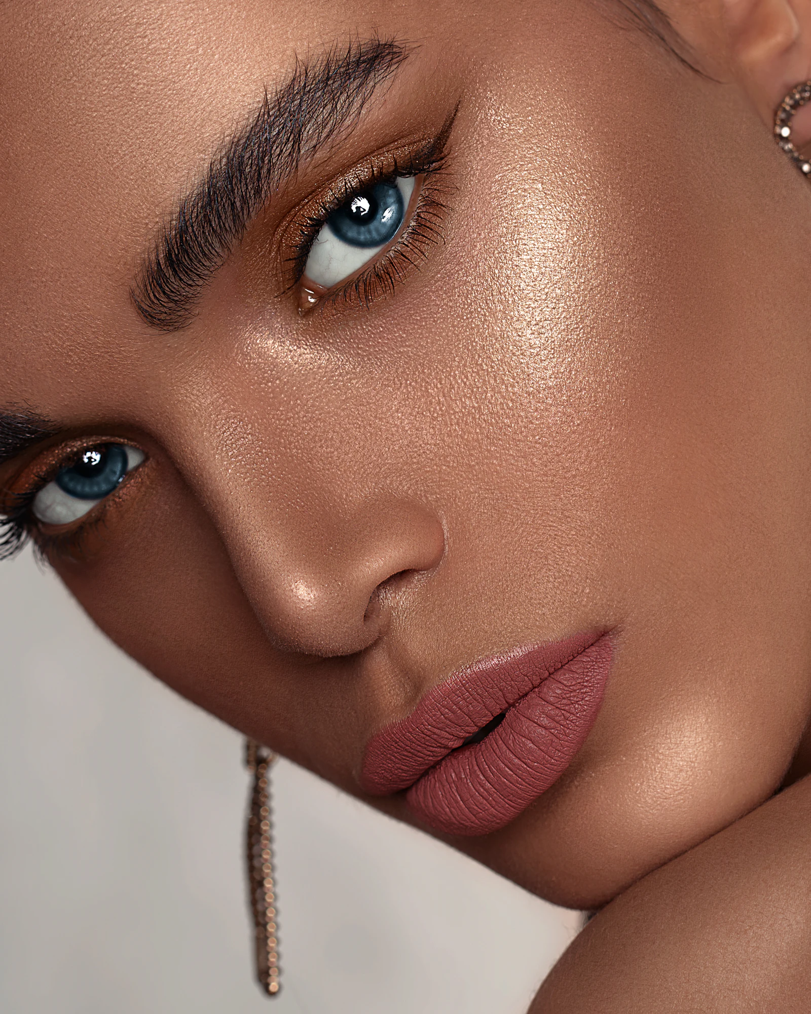 Dewy HD skin